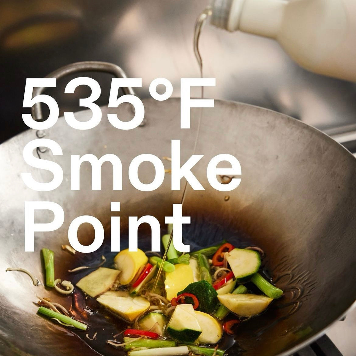 Algae cooking oil smoke point 535°F text over skillet with vegetables