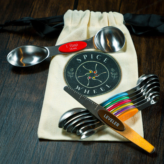 Magnetic measuring spoons with leveler, 1 tbsp label, in canvas gift bag
