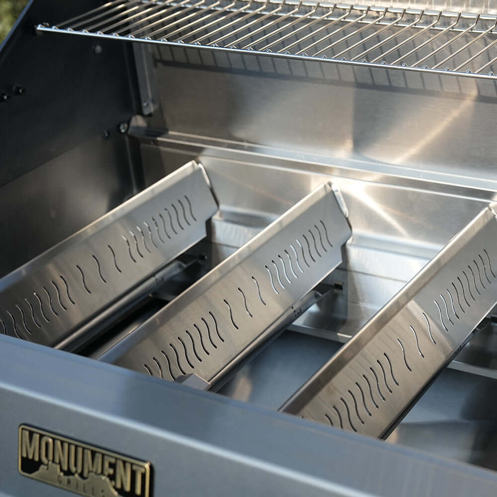 Monument Grills Eminence 405 – ClearView® Smart Stainless Gas Grill with Bluetooth