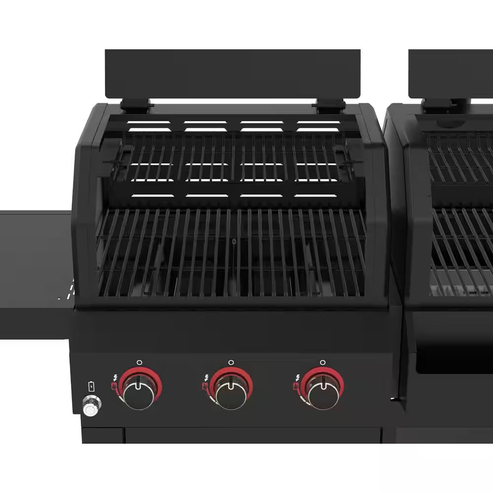 Open cooking chamber with stainless grates and three control knobs on the front panel